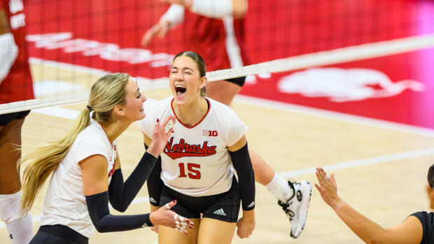 11_Andi Jackson_VB vs Wisconsin 1021